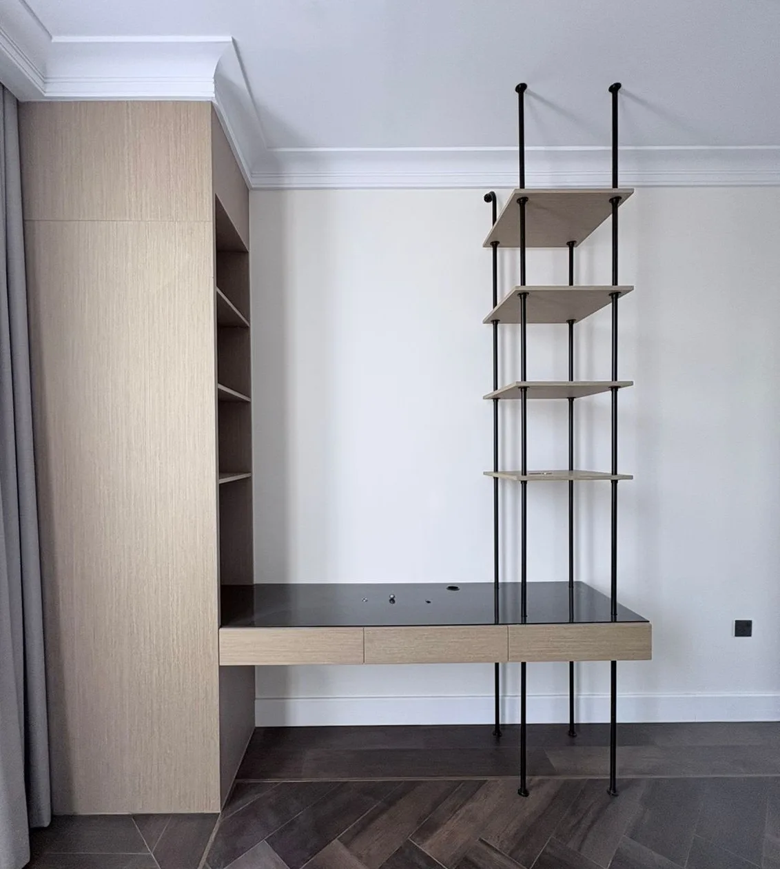 Furniture before vinyl wrapping — showcase 2